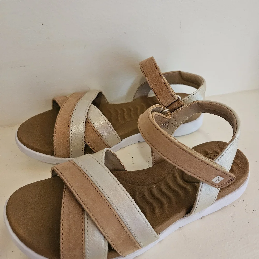 Sperry Leeway Plushwave Sandal Kids Size 2